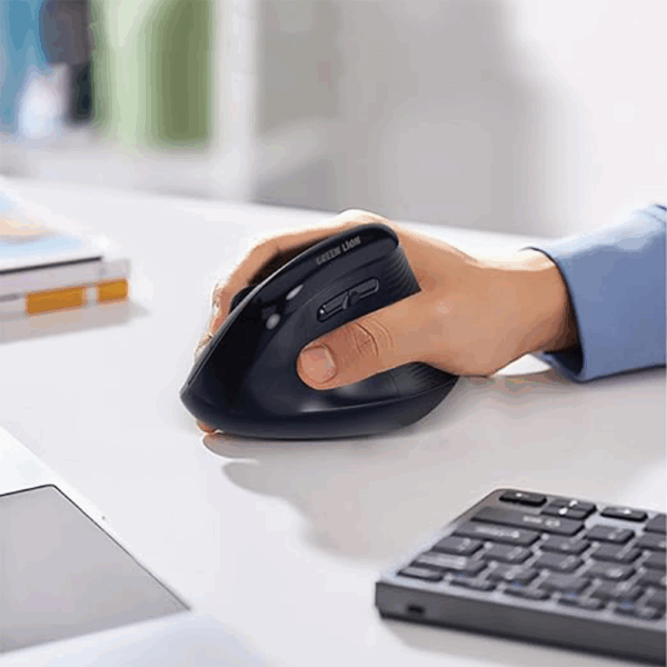 Green Lion Ergo Grip Vertical Mouse - Black - Image 3