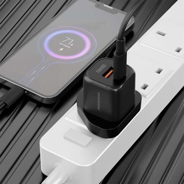 Porodo PD 20W USB QC3.0 UK Fast Charger with C to C Cable - Black - Image 2